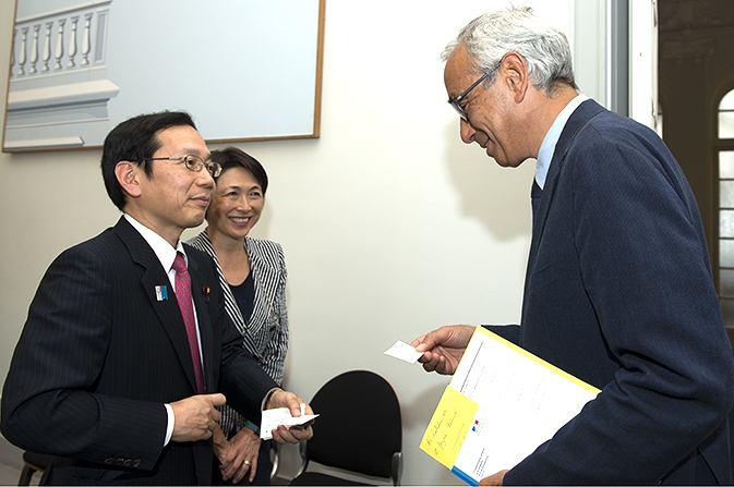 Rencontre avec le secrétaire parlementaire des finances au Japon